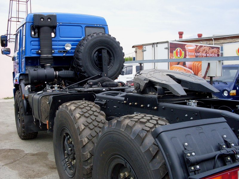 КАМАЗ 44108 тягач