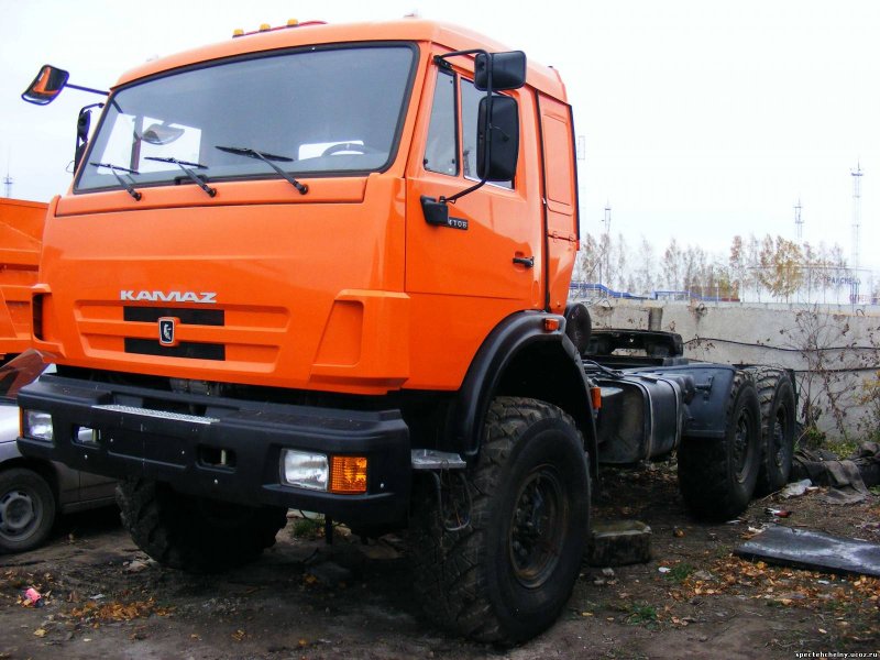 КАМАЗ 44108 капитальный тягач военный
