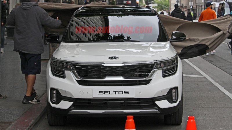 Кроссовер Kia Seltos