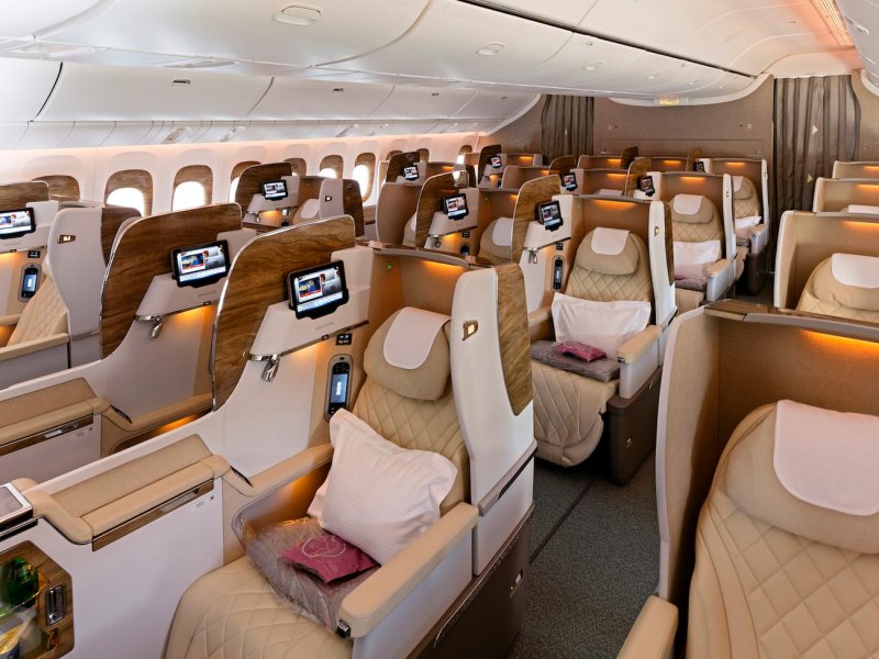 Бизнес класс Эмирейтс Боинг 777