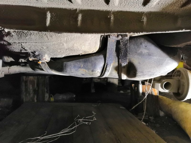 Volkswagen Passat лючок бензобака