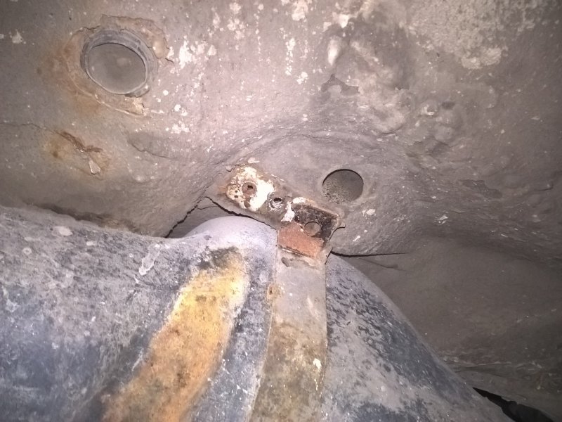 Драйв 2 хомут крепления топливного бака Фольксваген поло седан