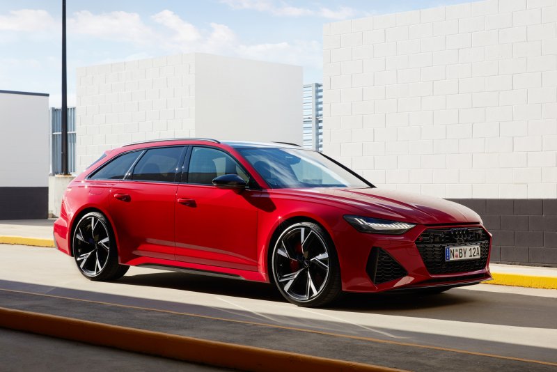 Audi rs6 универсал 2020