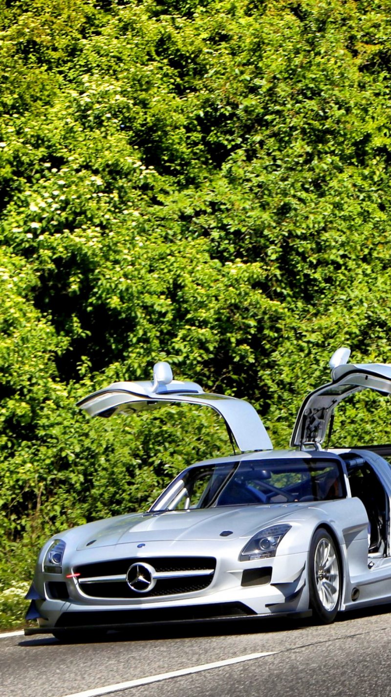 Mercedes Benz AMG 63