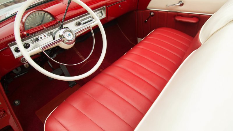Ford Sunliner 1954