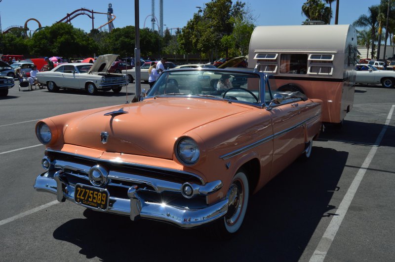 Ford Sunliner 1954
