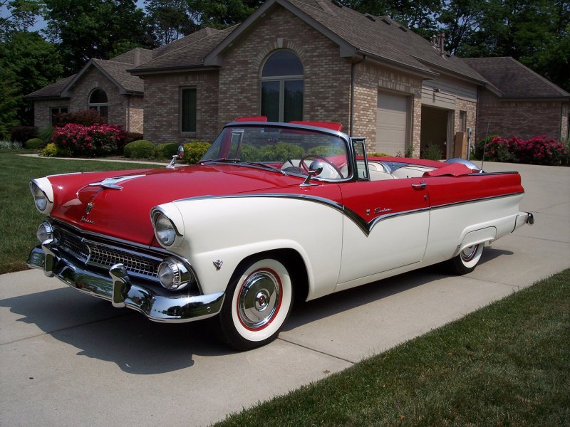 Ford Sunliner 1954 салон