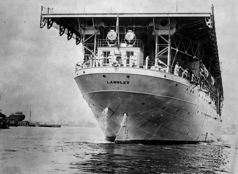 Langley авианосец