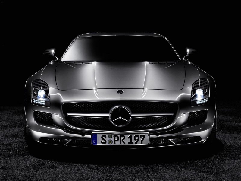 Mercedes Benz AMG Fon