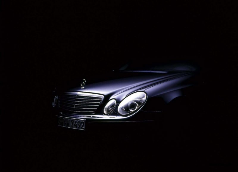 Mercedes Benz w211 фон