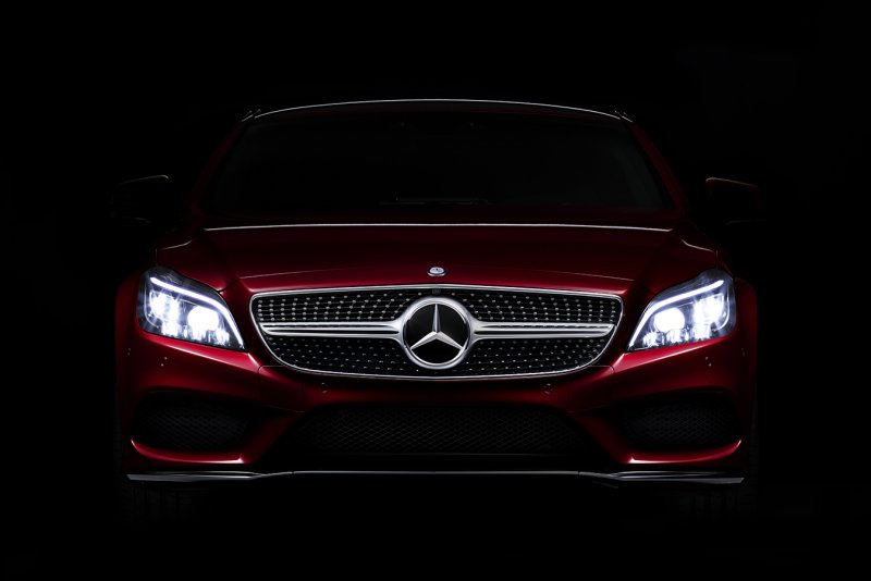 Тёмный фар на Мерседес Бенс CLS