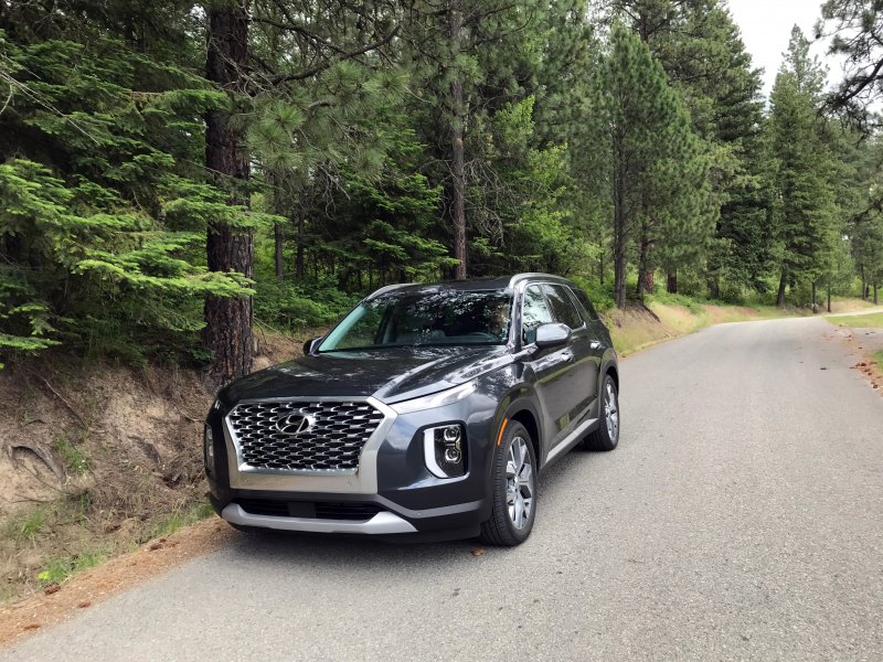 Hyundai Palisade 2020 красный