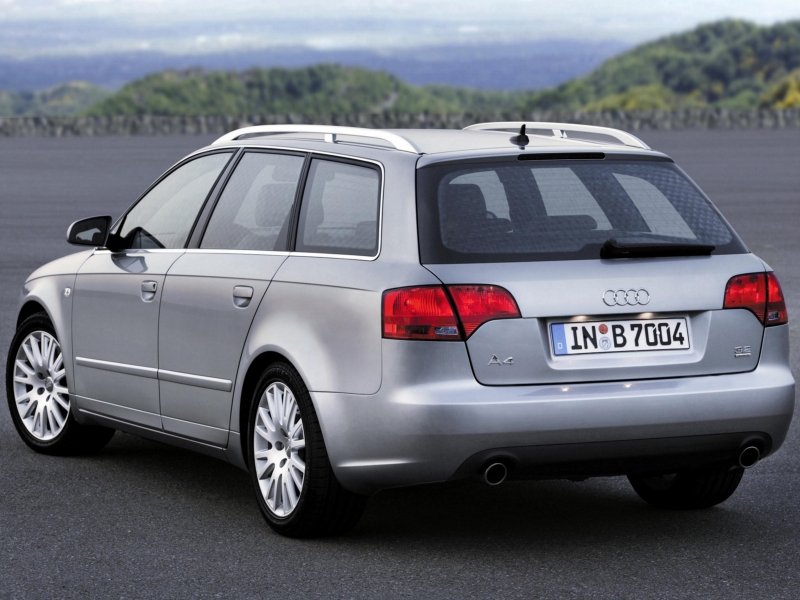 Audi a4 avant универсал