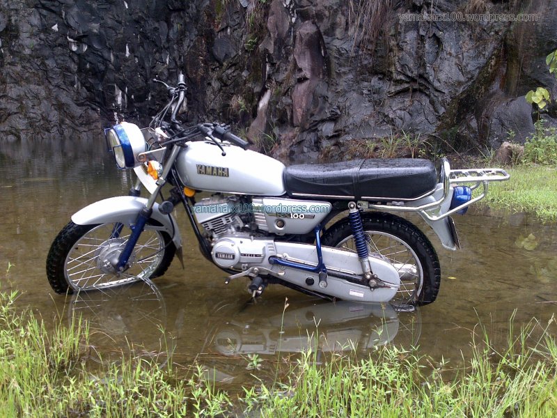 Купить мотоцикл Yamaha RX 100