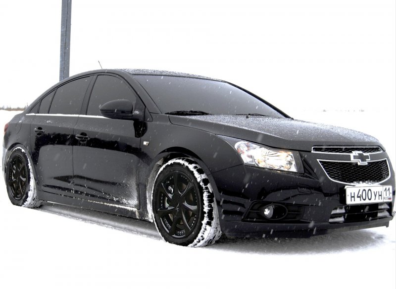 Chevrolet Cruze черный седан 2011