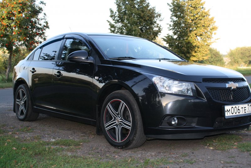 Chevrolet Cruze 2012 черный