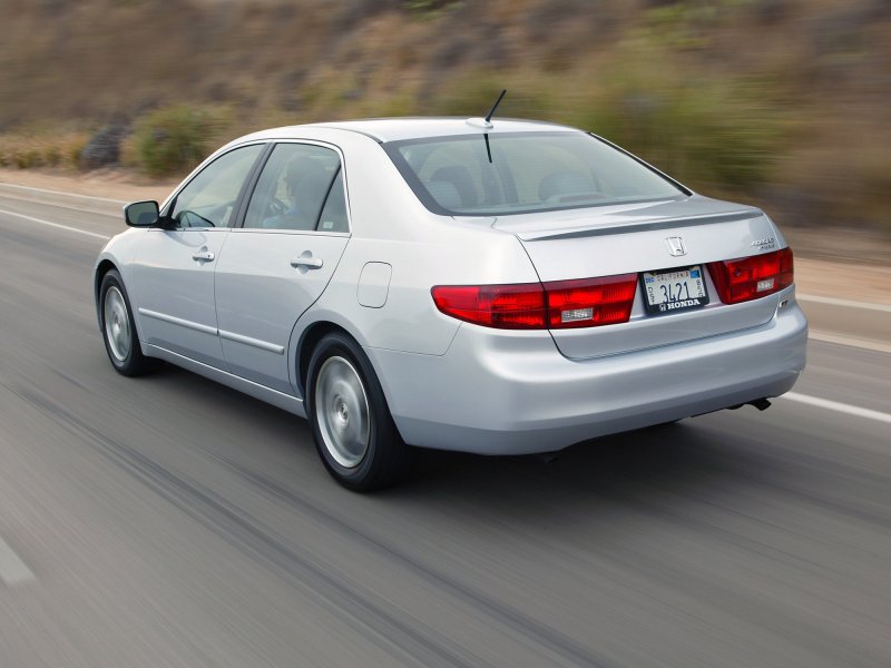 Honda Accord 7 седан