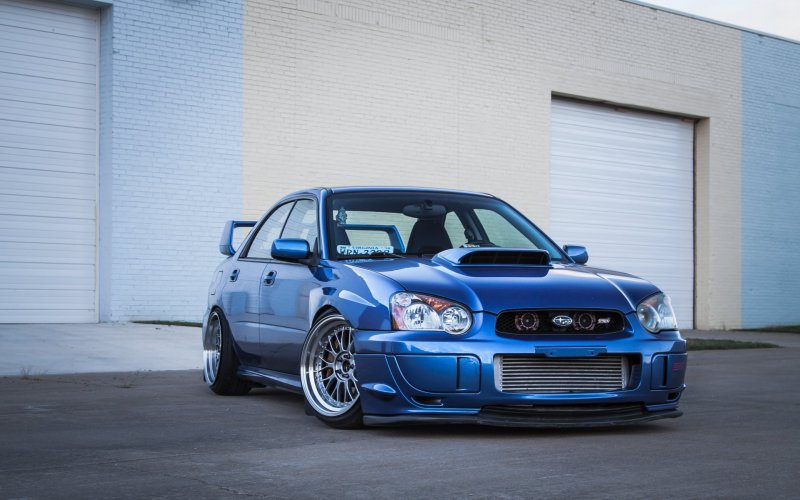 Субару Импреза WRX STI