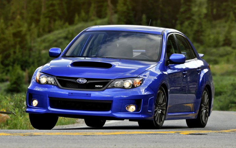 Субару Импреза WRX STI 2011