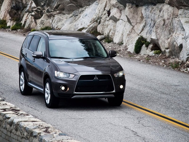 Mitsubishi Outlander 2010