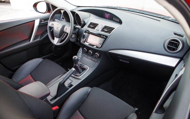 Mazda 3 MPS 2013 салон