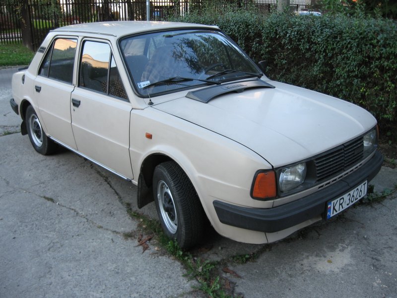 Blue Skoda 105