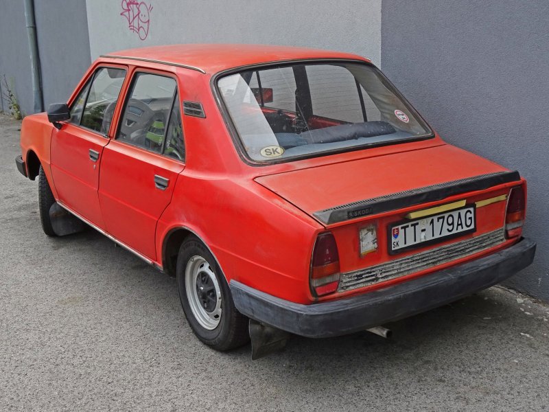 Skoda 105
