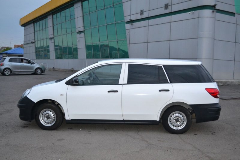 Ниссан ад 2016