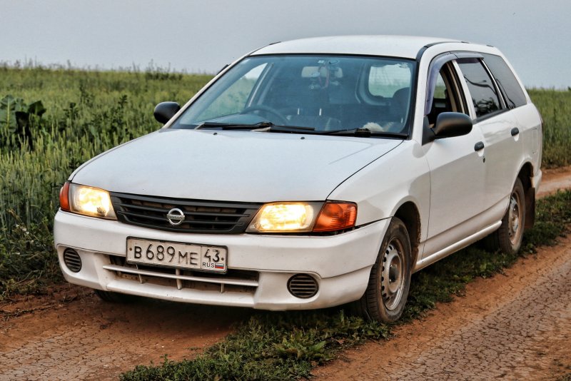 Ниссан ад 11