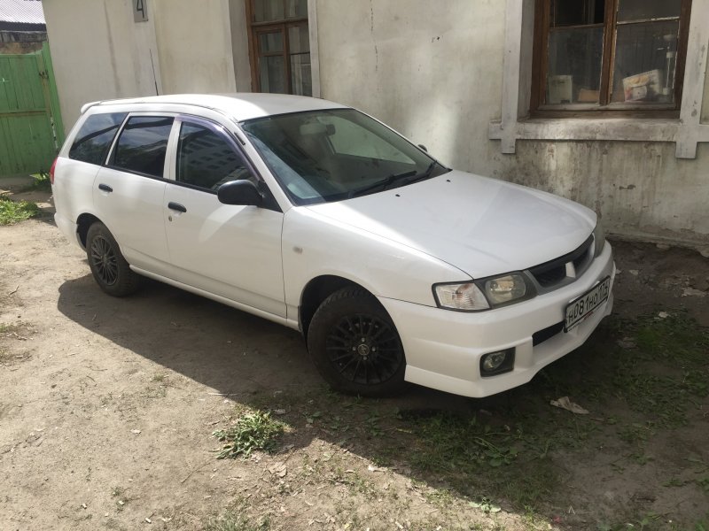Ниссан ad 2001