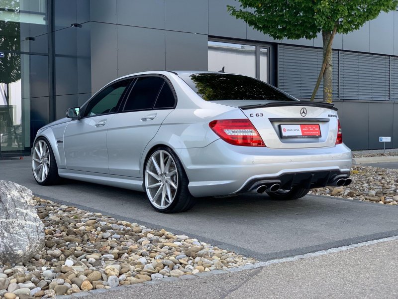 Mercedes c class w204 AMG