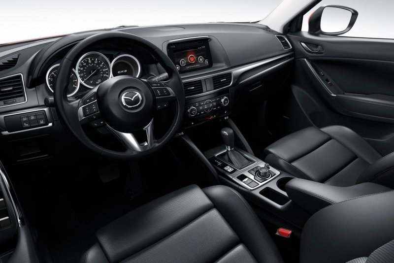 Mazda CX-5 2016 салон