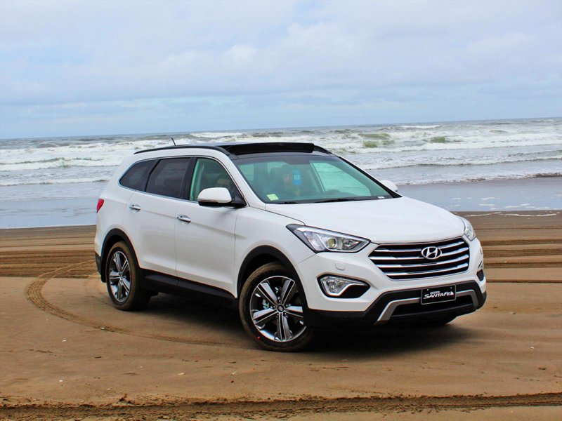 Hyundai Grand Santa Fe 2015