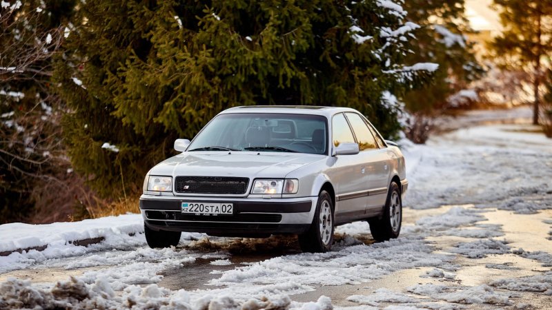 Audi 100 (c4)