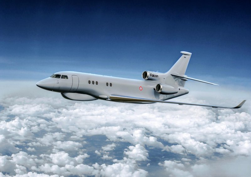 Dassault Falcon 8x самолет