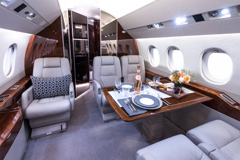Falcon 2000ex Interior