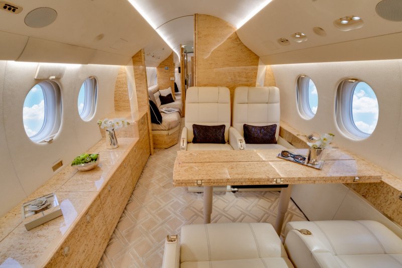 Falcon 7x душ