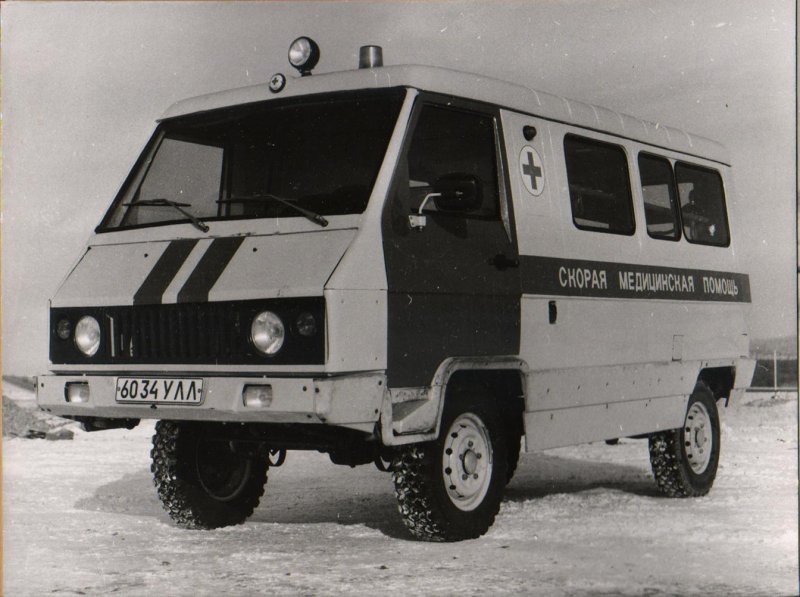 УАЗ 452 прототип