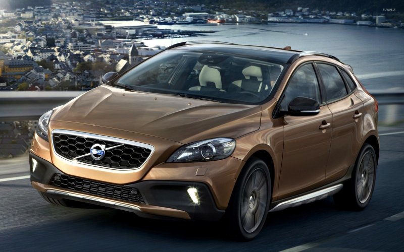 Вольво v40 Cross Country