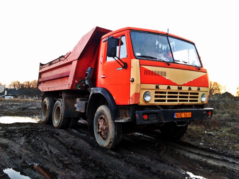 КАМАЗ 555111 самосвал