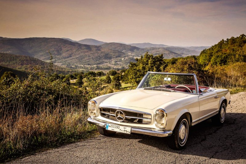 Mercedes-Benz 230 SL w113