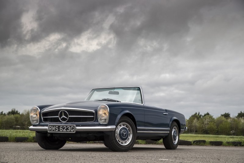 Mercedes Benz 250 SL