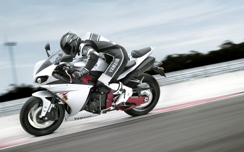 Honda r1