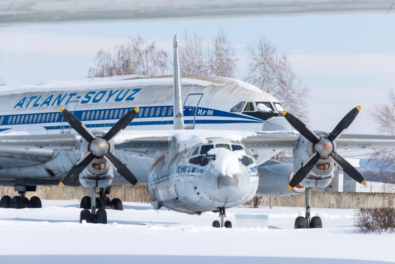 Ил-76тд up-17649