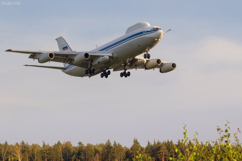 Ил-18 DM-STC