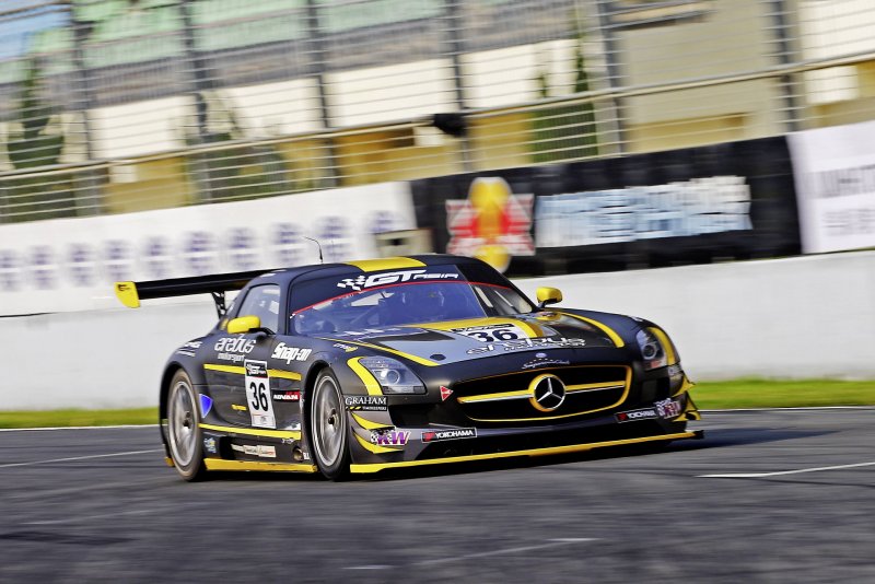 Mercedes SLS gt3