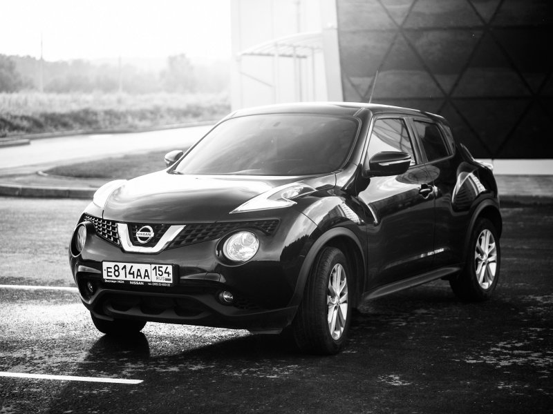 Черные Nissan Juke Nismo