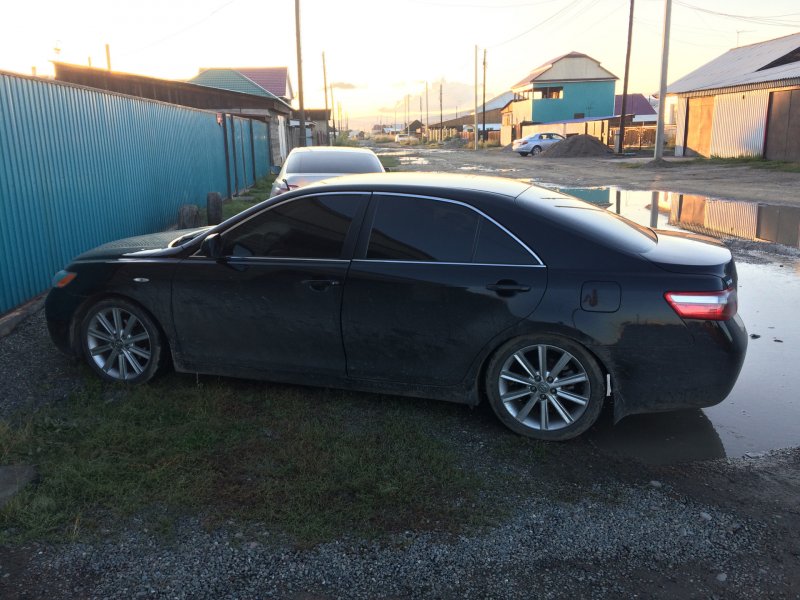 Toyota Camry 40 на 18 дисках