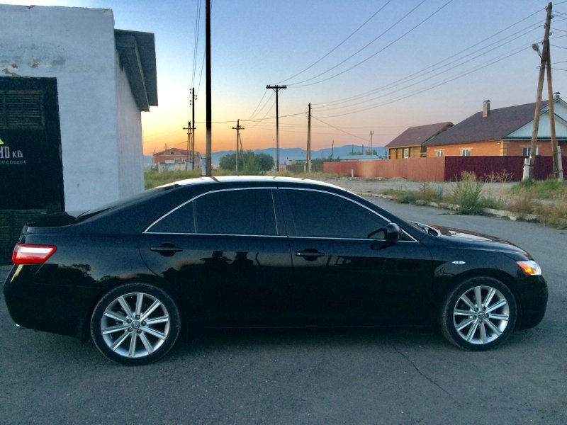 Toyota Camry 40 r18