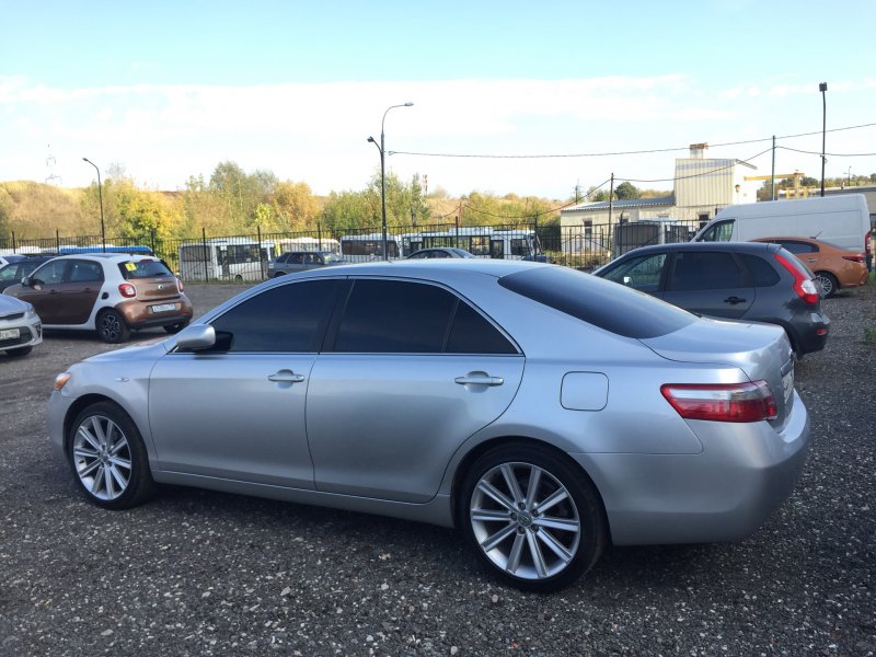 Toyota Camry 40 r19